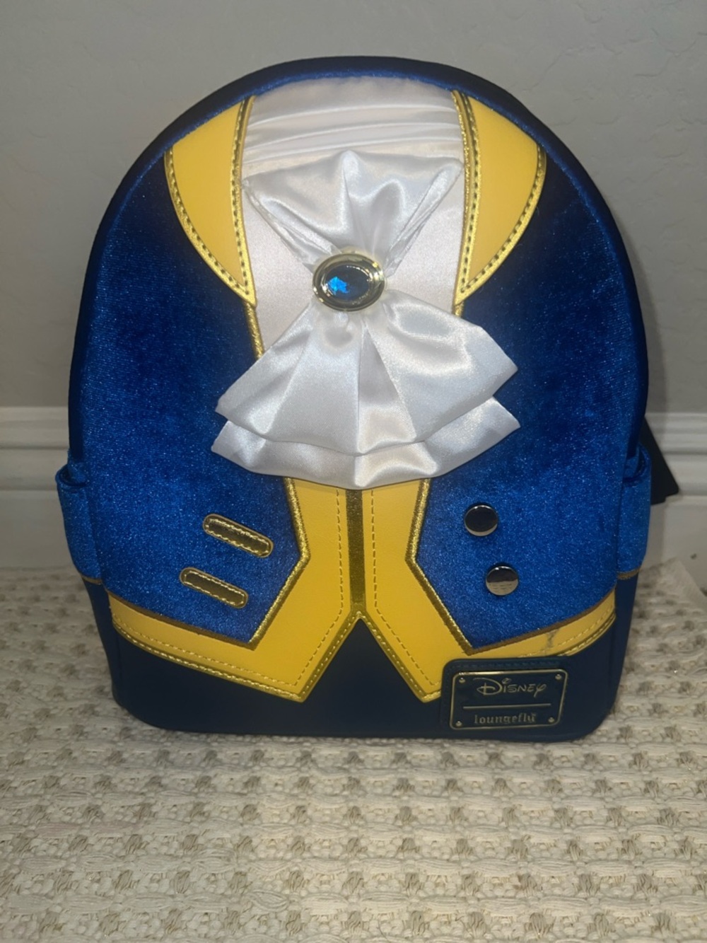 NWT Loungefly Disney Beauty And The Beast Velour Cosplay Mini Backpack RARE - Picture 4 of 8